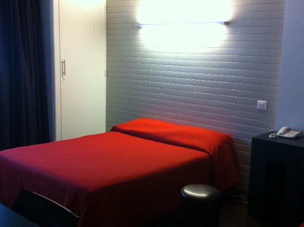 Campanile Annecy Centre - Gare Hotel Room photo